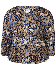 Load image into Gallery viewer, Zhenzi Sylva abstract print tops