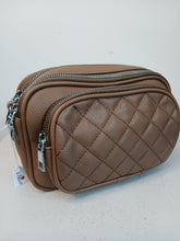 Cargar imagen en el visor de la galería, The Stepp Quilted effect Crossover bags