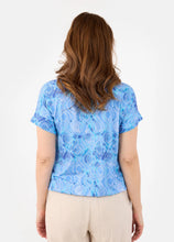 Lade das Bild in den Galerie-Viewer, Signature blue mix pattern print top