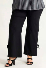 Load image into Gallery viewer, Anyday Tuesday black trousers