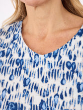 Load image into Gallery viewer, Brandtex short sleeve print tops