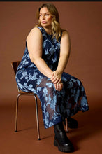 Charger l'image dans la galerie, Anyday Leonie part sheer floral maxi dress