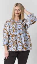 Cargar imagen en el visor de la galería, Studio Sfeodora pattern print top