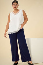 Load image into Gallery viewer, Anvito straight leg Trousers
