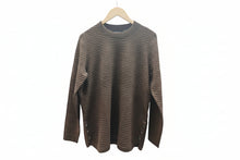 Charger l'image dans la galerie, Brandtex horizontal row knit jumpers