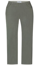 Load image into Gallery viewer, Zhenzi jazzy fit jeggings with pockets