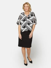Load image into Gallery viewer, Brandtex black and White Dress
