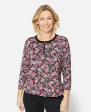 Load image into Gallery viewer, Brandtex abstract leaf print top with zip

