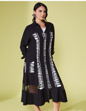 Load image into Gallery viewer, Ora black &amp; white shirt dress
