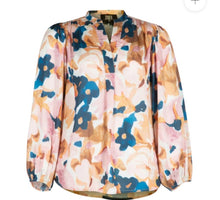 Load image into Gallery viewer, Zoey Diana abstract floral print tops
