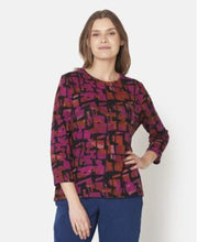 Load image into Gallery viewer, Signature fine knitted abstract pattern Jumpers
