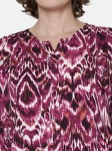Load image into Gallery viewer, Brandtex abstract pattern print tops
