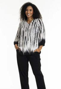 Studio black & white print top