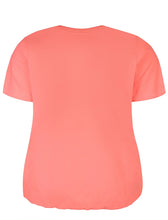 Load image into Gallery viewer, Zhenzi floral motif t-shirts
