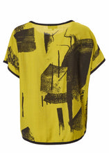 Load image into Gallery viewer, Ora Blurred pattern print top
