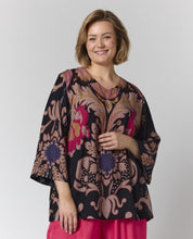 Load image into Gallery viewer, Gozzip Gelse-Marie print top
