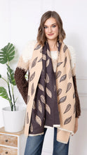 Load image into Gallery viewer, The leaf design two way wool mix scarves
