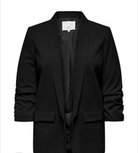 Load image into Gallery viewer, Only Carmakoma loose Blazers
