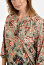 Load image into Gallery viewer, Signature V Neck khaki floral print top
