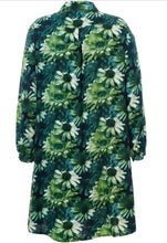 Load image into Gallery viewer, Studio  Floral print dress shirt
