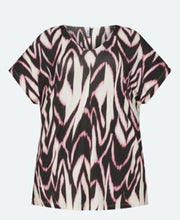 Load image into Gallery viewer, Ciso abstract pattern print top
