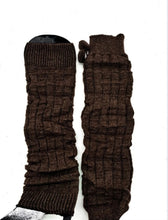 Load image into Gallery viewer, Leg warmers with pom poms

