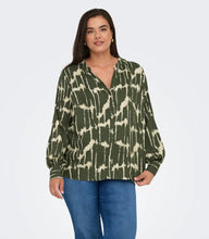 Load image into Gallery viewer, Only Carmakoma green abstract print top
