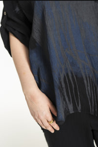 Gozzip available Black and blue  top