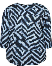 Load image into Gallery viewer, Zhenzi Sylva graphic print pattern Tops
