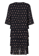 Lade das Bild in den Galerie-Viewer, Signature black and gold layered Dress
