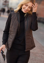 Cargar imagen en el visor de la galería, Brandtex brown reversible waistcoat
