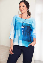Lade das Bild in den Galerie-Viewer, Ora Mikino blue pattern print top
