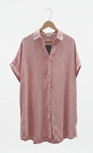 Load image into Gallery viewer, Only Carmakoma loose long shirt
