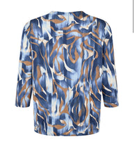Cargar imagen en el visor de la galería, Signature abstract mix pattern print tops
