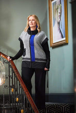 Load image into Gallery viewer, Ora sleeveless wool mix jacket
