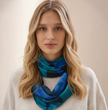 Load image into Gallery viewer, The Ursula abstract print Snoods
