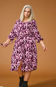 Only Carmakoma Wine abstract print dress