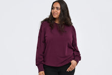 Load image into Gallery viewer, Only Carmakoma carfemme sweatshirt
