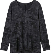 Lade das Bild in den Galerie-Viewer, Studio Zorina V neckline top
