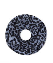 Load image into Gallery viewer, Cara Animal pattern print Snoods
