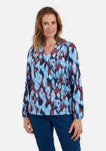 Load image into Gallery viewer, Signature Blue &amp; Wine V neck Tops
