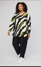 Lade das Bild in den Galerie-Viewer, Studio Berit striped top
