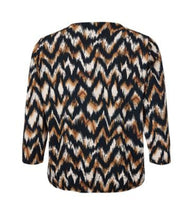 Load image into Gallery viewer, Brandtex black &amp; Tan print top
