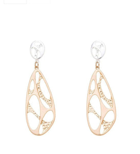 The Liz Oval drop earrings