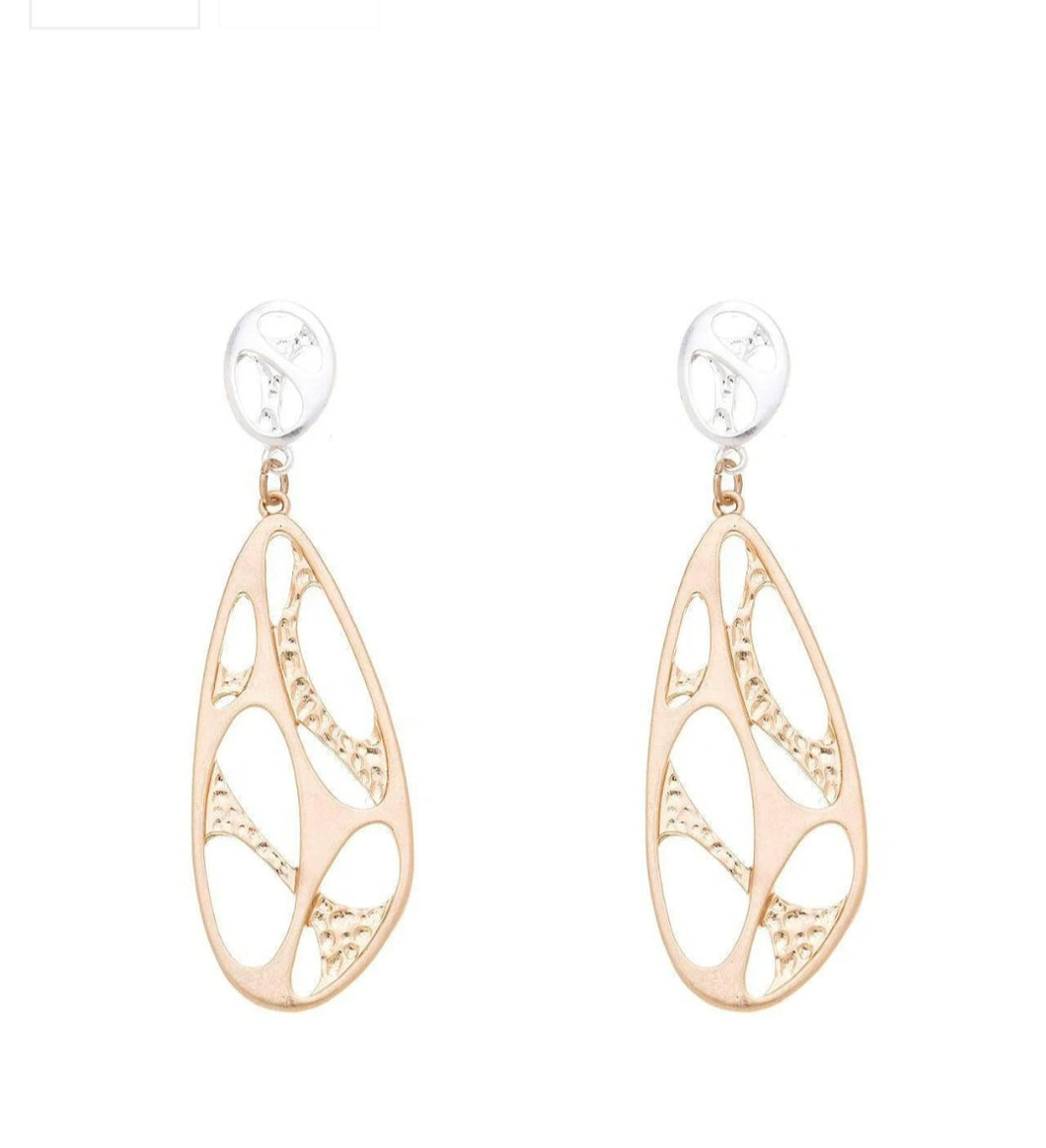 The Liz Oval drop earrings