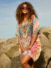 Lade das Bild in den Galerie-Viewer, Zhenzi V neckline kimonos tops
