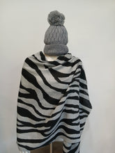 Load image into Gallery viewer, The Claire scarf and fleece lined bobble hats
