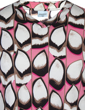 Load image into Gallery viewer, Zhenzi Bold graphic print top
