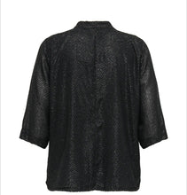 Load image into Gallery viewer, Only Carmakoma  Black Glitzy kimono
