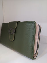 Load image into Gallery viewer, The Claire Purses/wallets
